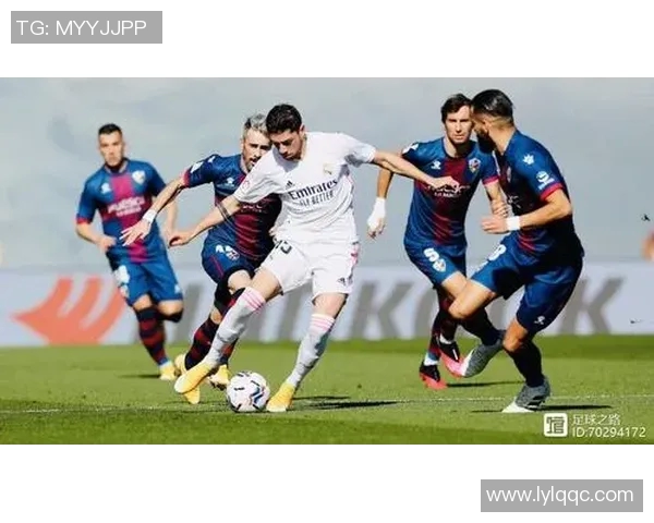 意大利足球明星兰佐尼的辉煌历程与对足球的热爱之路